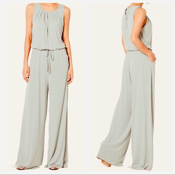 Fabulous wide leg sleeveless jumpsuit with pockets - Picture 5 of 7